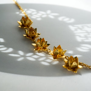 Five Lotus Necklace - Gold